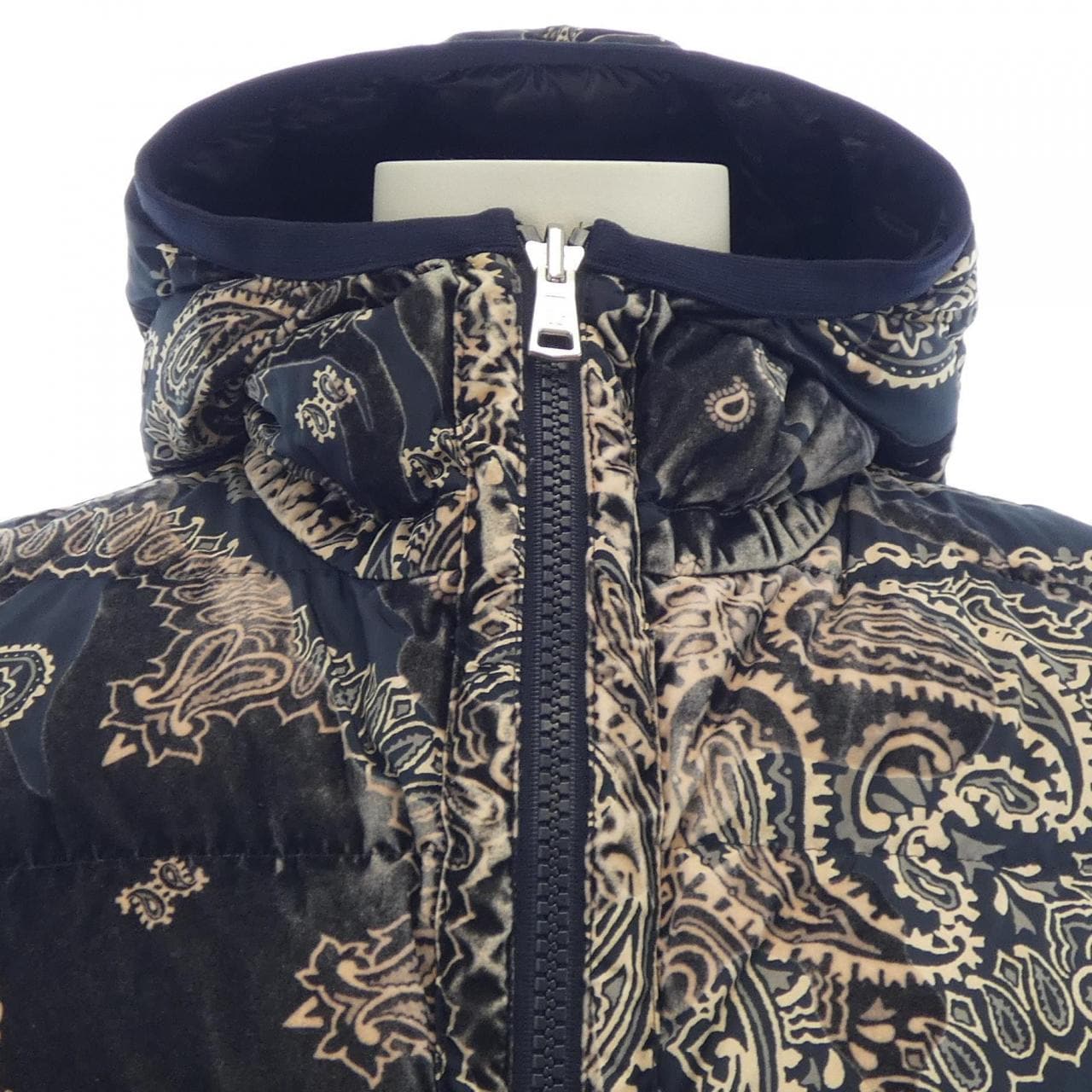 モンクレール MONCLER FREVILLE ダウンジャケット