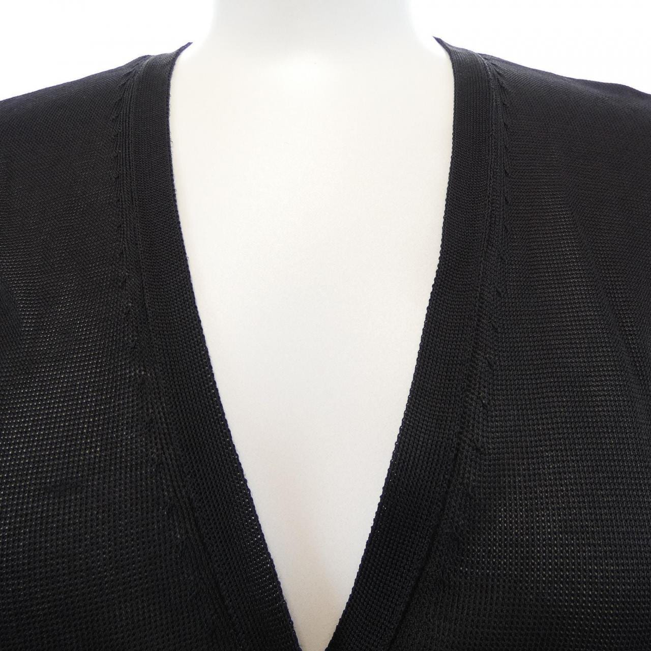 【ヴィンテージ】シャネル CHANEL P15501W02627 00T カーディガン