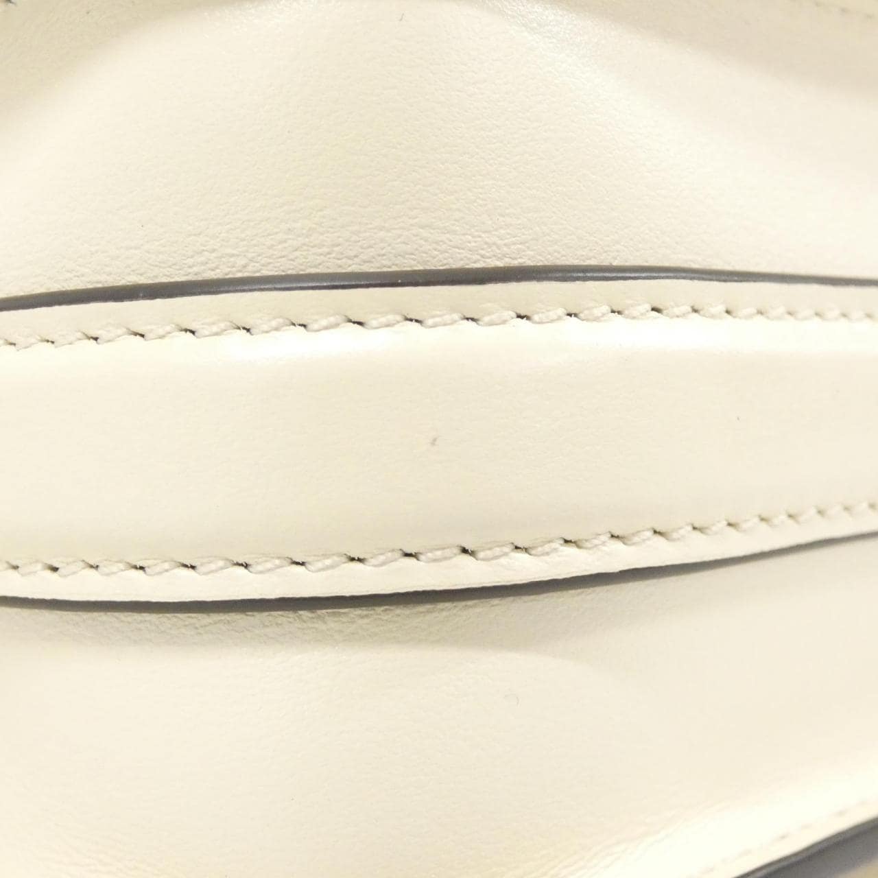 ルイヴィトン LVポンヌフ M55950 ショルダーバッグ