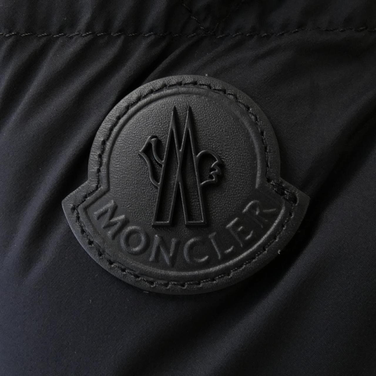 【新品】モンクレール MONCLER ダウンジャケット