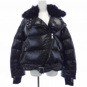 モンクレール MONCLER ダウンジャケット