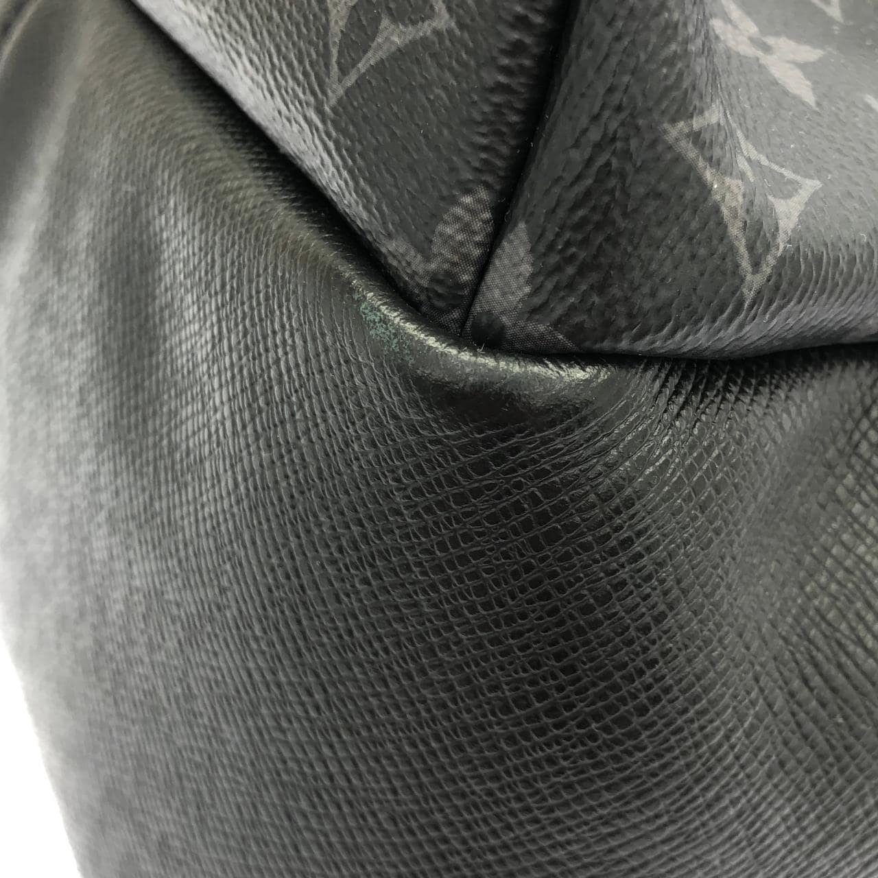 ルイヴィトン タイガ ラマ ディスカバリー バックパック M30230 リュックサック