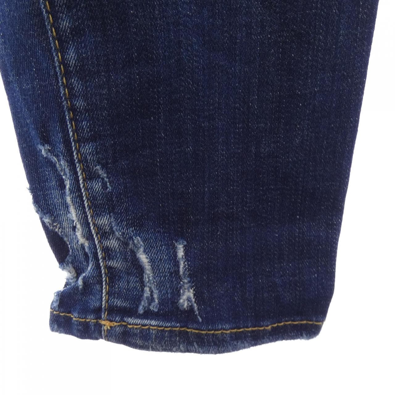 ディースクエアード DSQUARED2 S71LB0329 ジーンズ
