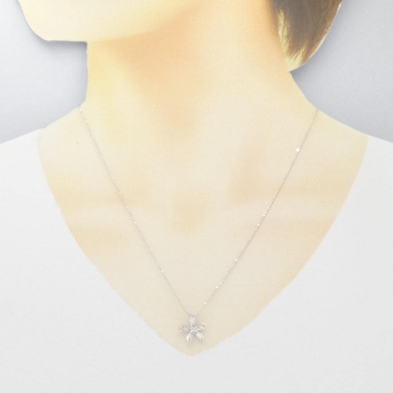 K18WG flower Diamond necklace 0.20CT