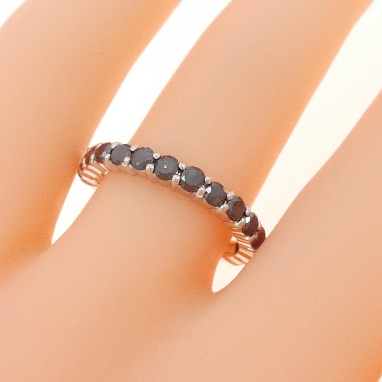 K18WG ダイヤモンド リング 1.00CT