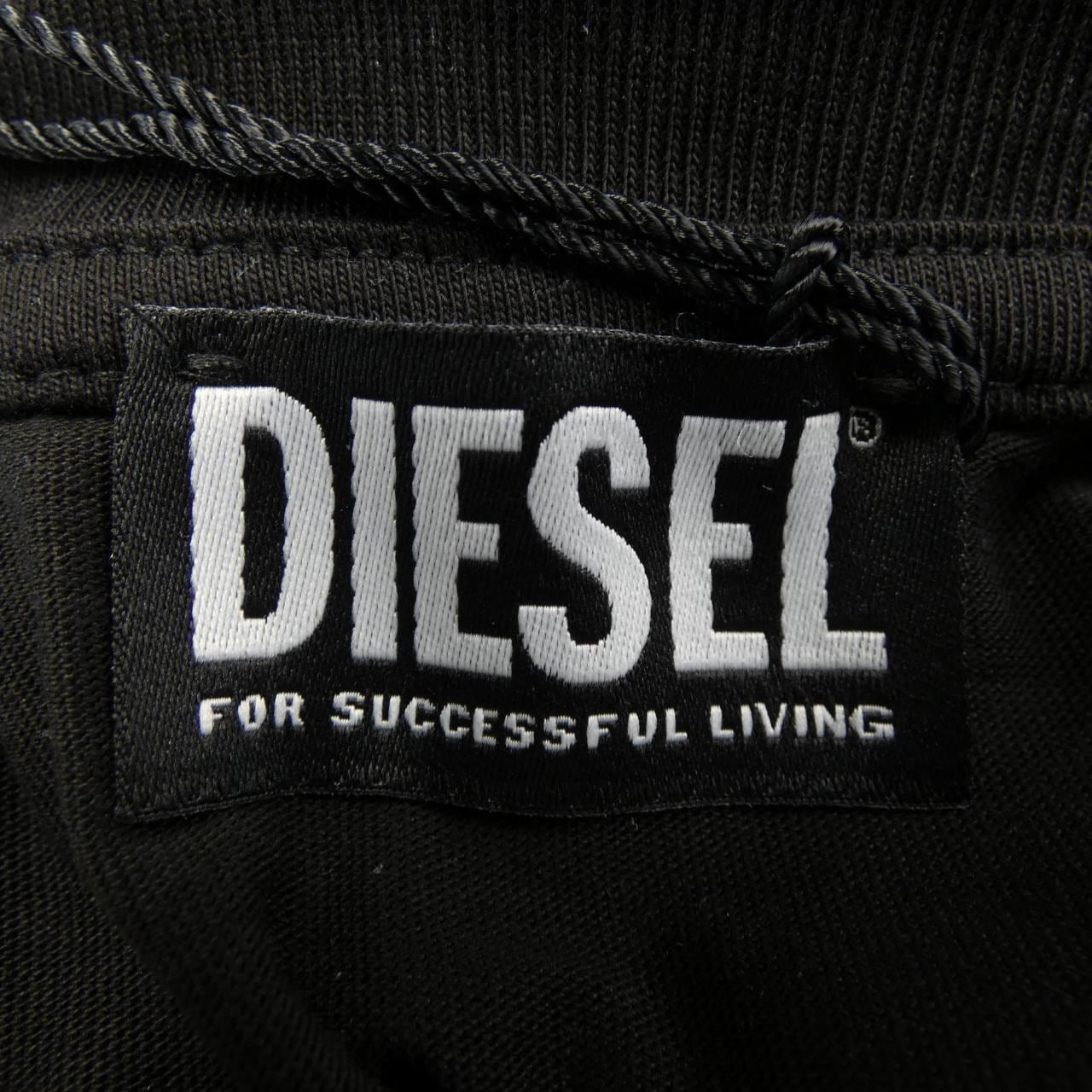 ディーゼル DIESEL A15461 RHERA Tシャツ
