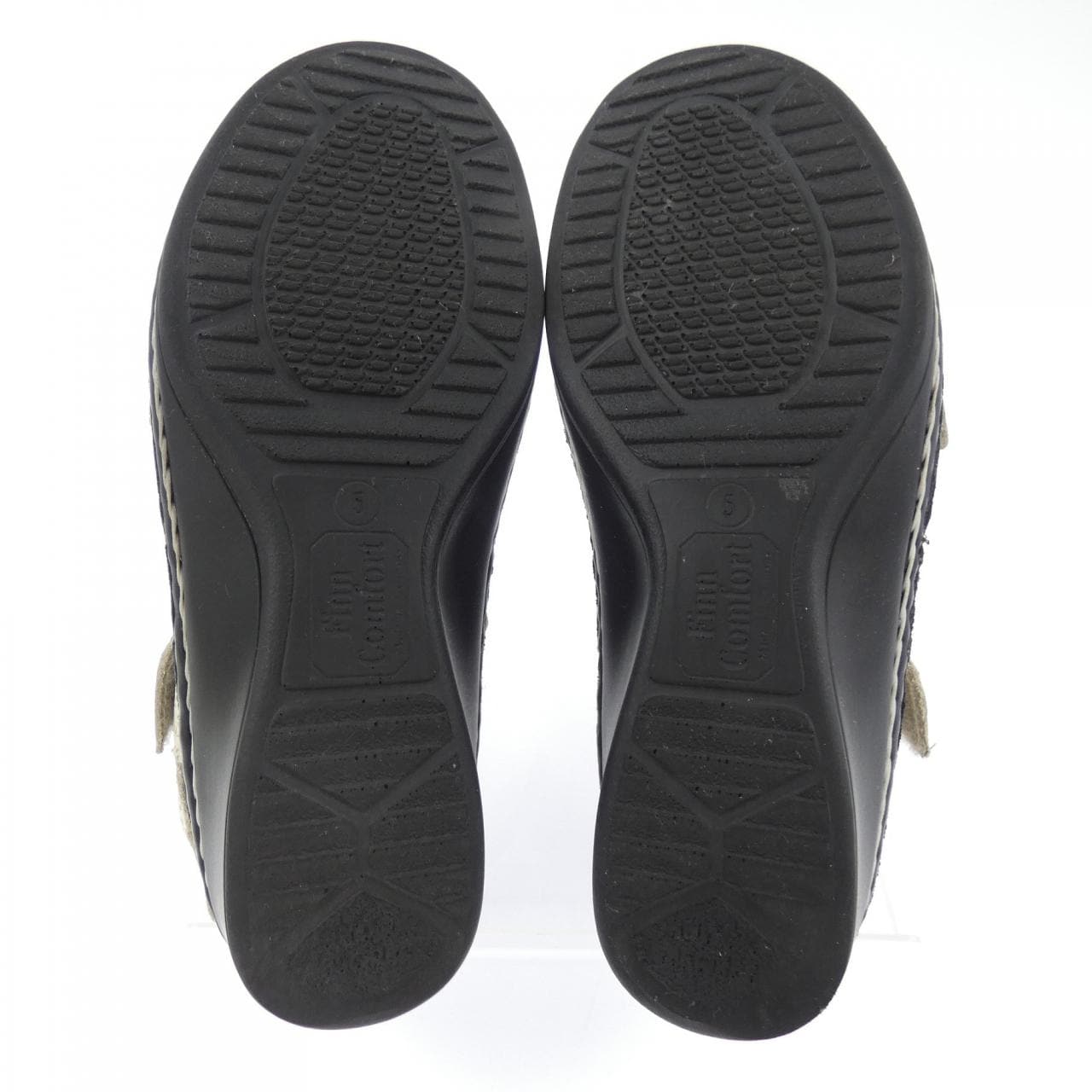 FINN COMFORT サンダル