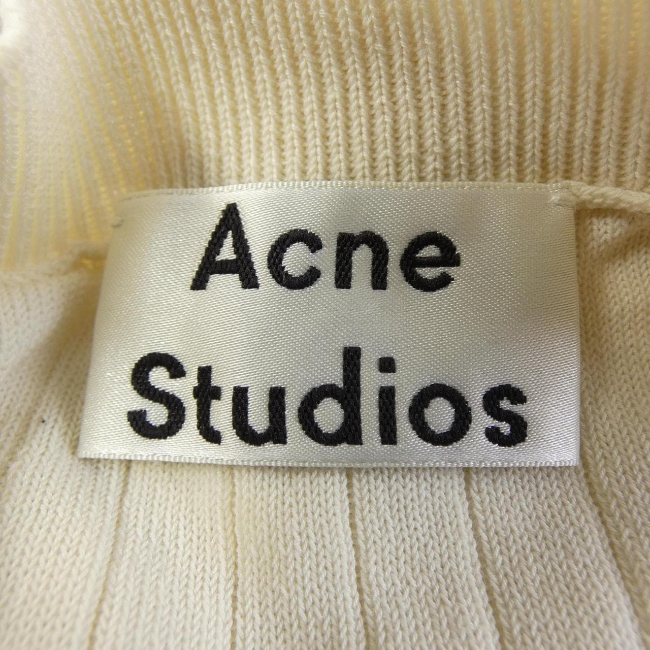 アクネストゥディオズ ACNE STUDIOS トップス