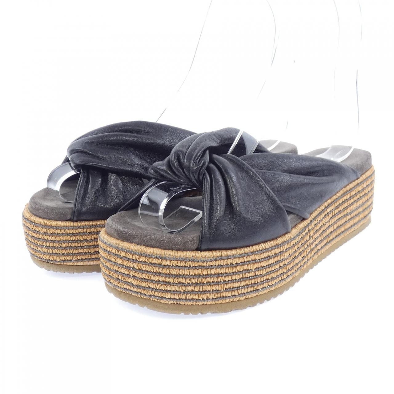 ブルネロクチネリ BRUNELLO CUCINELLI サンダル