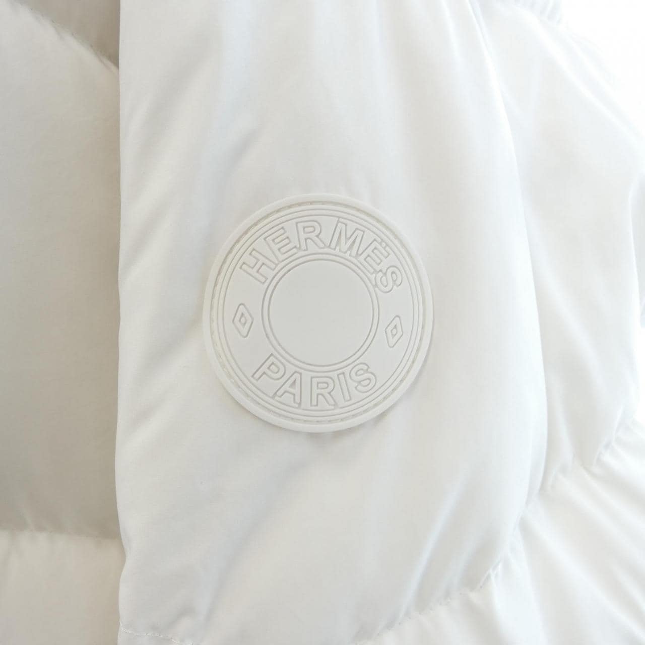 エルメス HERMES 4H0166DR ダウンコート