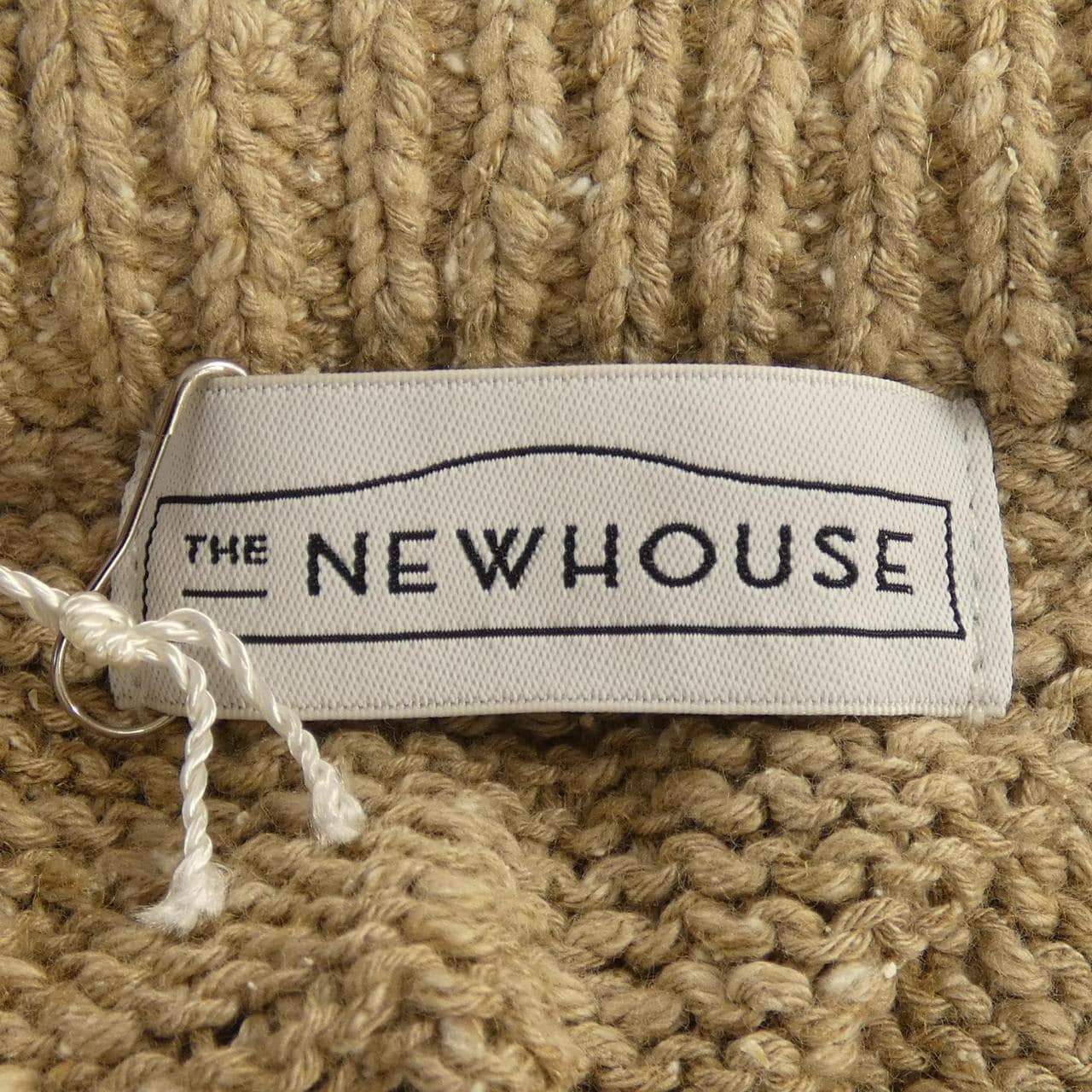 ザニューハウス THE NEWHOUSE トップス
