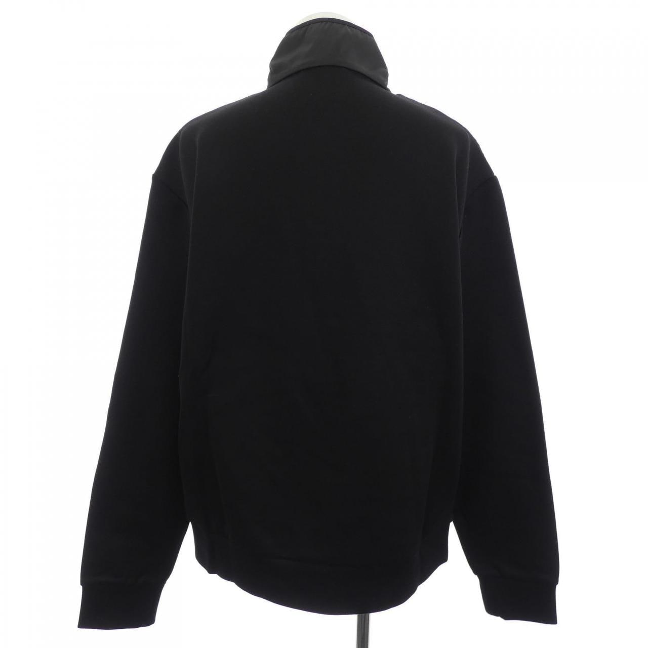 プラダ PRADA トライアングルロゴ UJL20D SOOO 11JE トップス