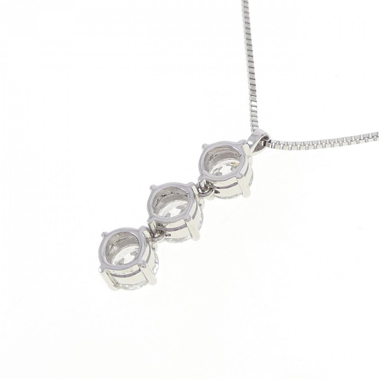 PT900/PT850 スリーストーン ダイヤモンド ネックレス 1.02CT