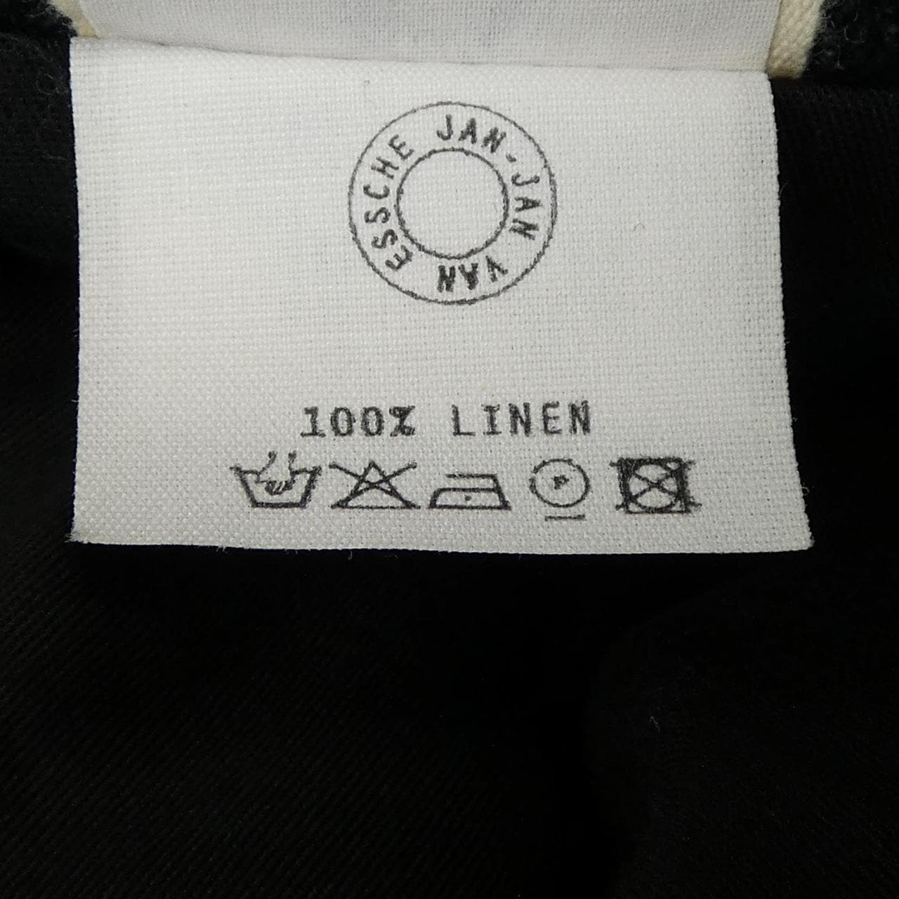 ヤンヤンヴァンエシュ JAN-JAN VANESSCHE ジャケット