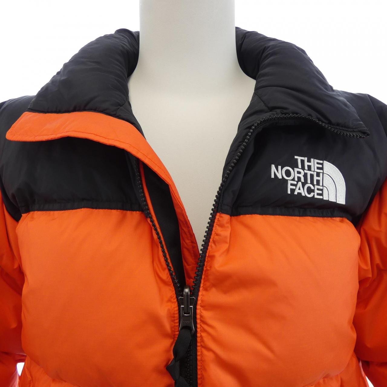ザノースフェイス THE NORTH FACE NF0A3C8D ダウンジャケット
