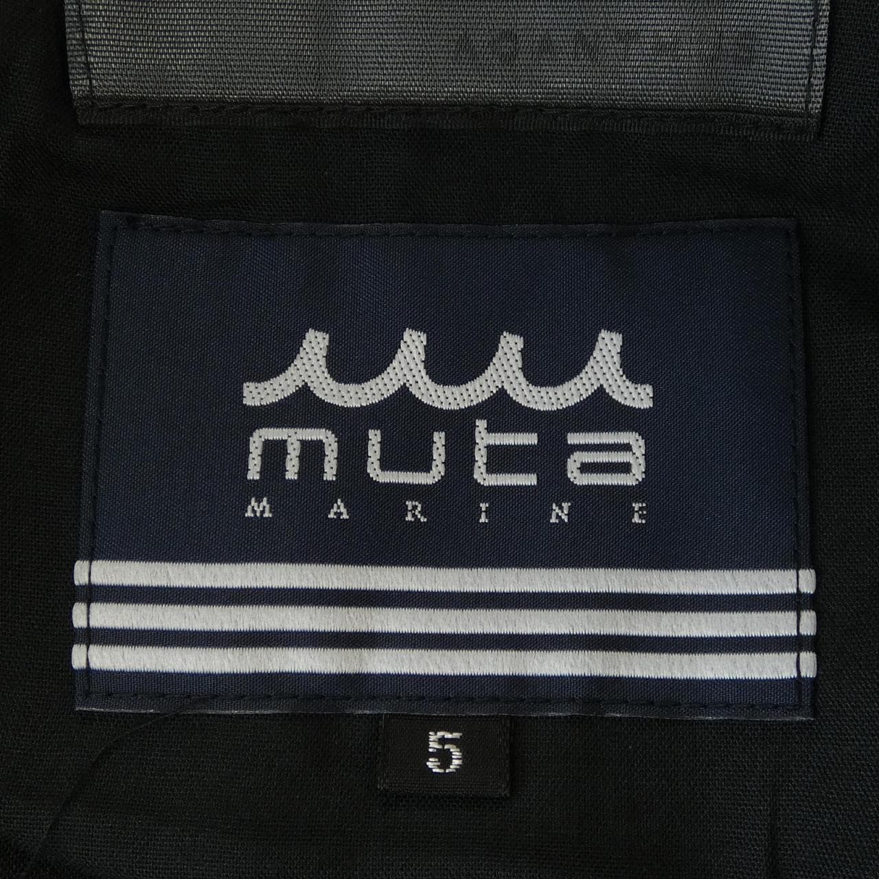 ムータ MUTA ショートパンツ
