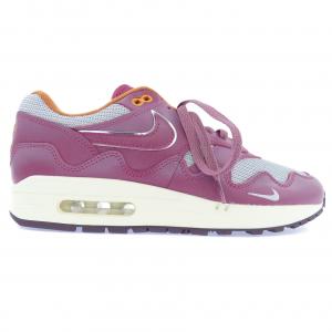 ナイキ NIKE DO9549-001 スニーカー