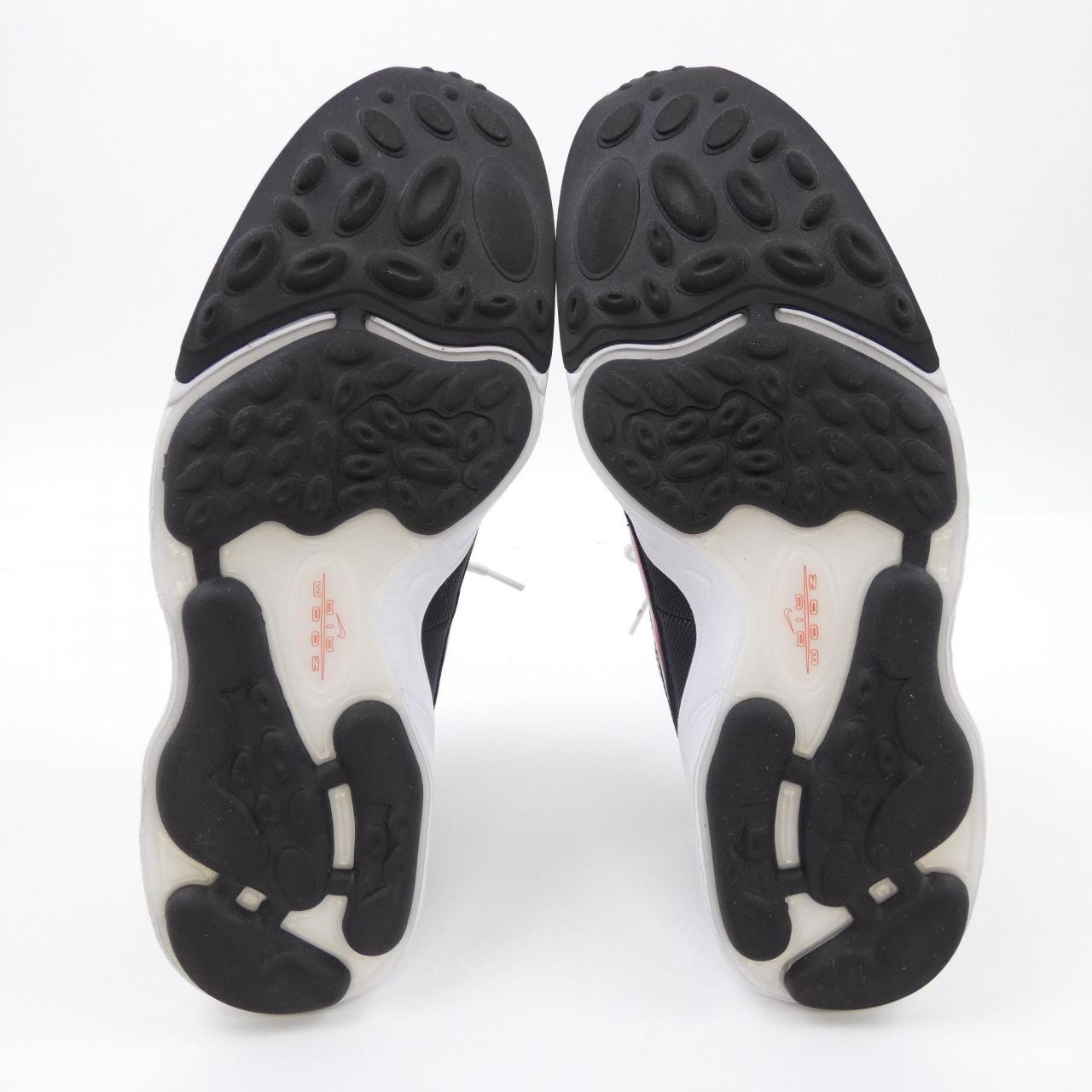 ナイキ NIKE スニーカー