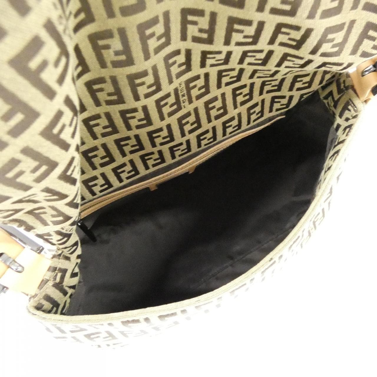 【ヴィンテージ】フェンディ マンマ バゲット 8BR001 ショルダーバッグ