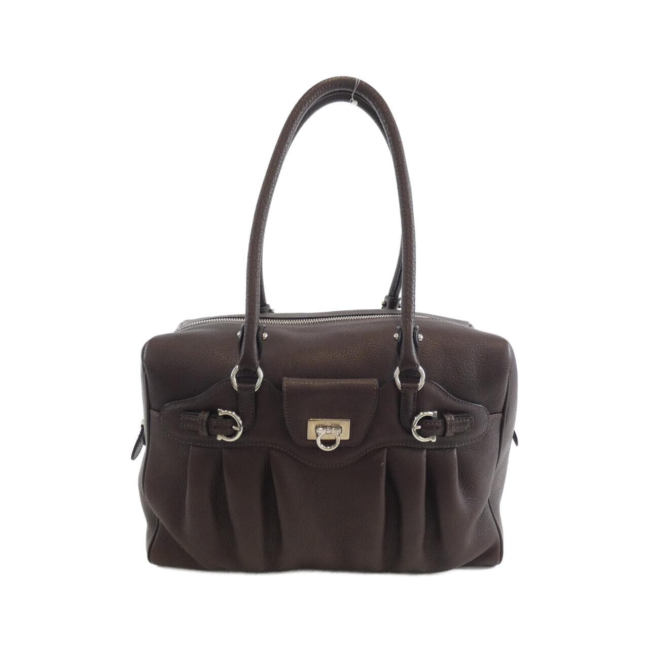 サルヴァトーレフェラガモ バッグ