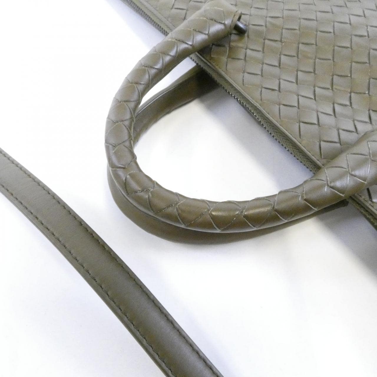 ボッテガヴェネタ バッグ