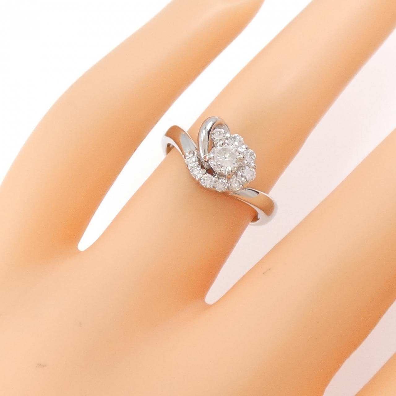 PT900 ダイヤモンド リング 0.256CT