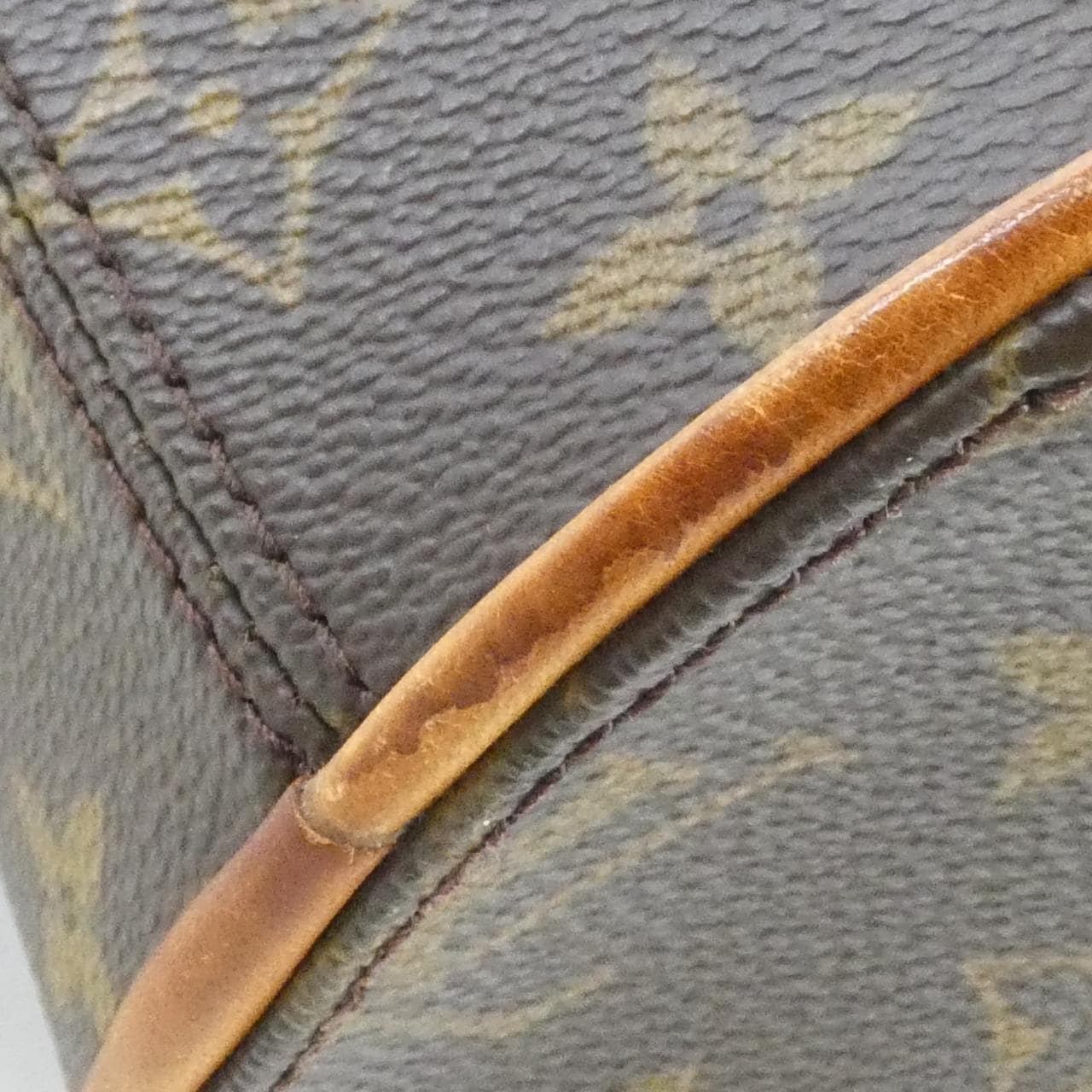 ルイヴィトン モノグラム エリプス MM M51126 バッグ