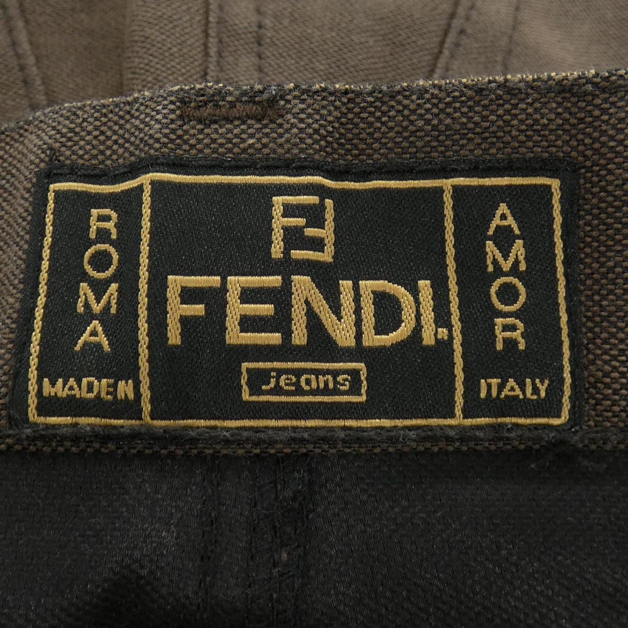 【ヴィンテージ】フェンディ FENDI ショートパンツ