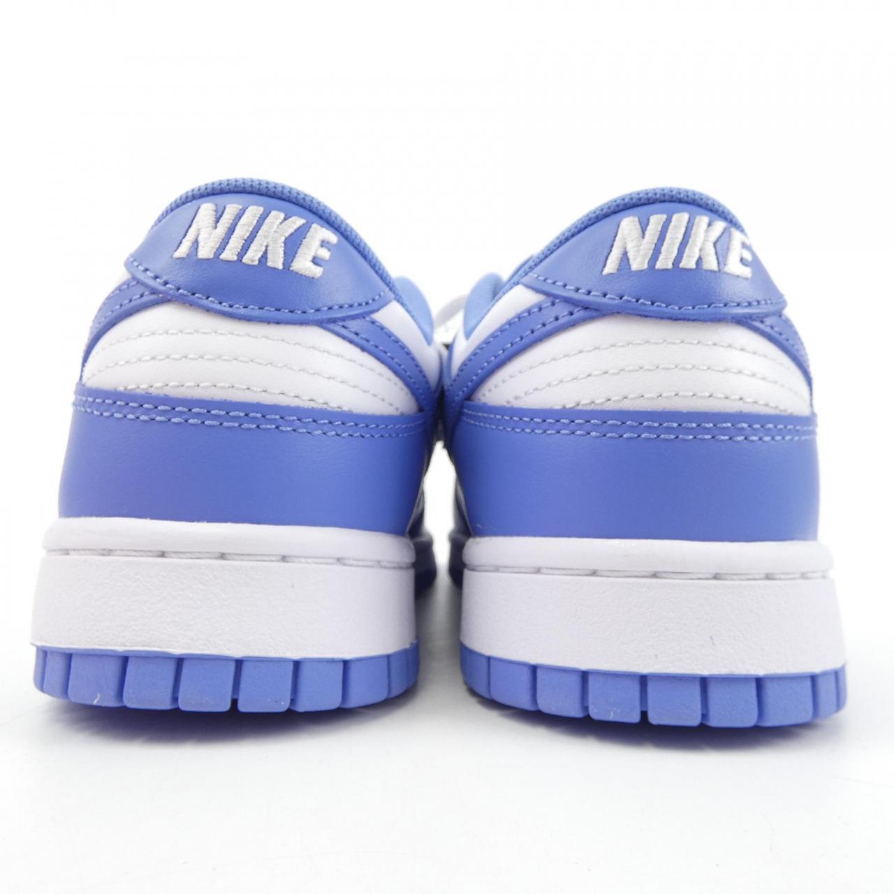 ナイキ NIKE スニーカー