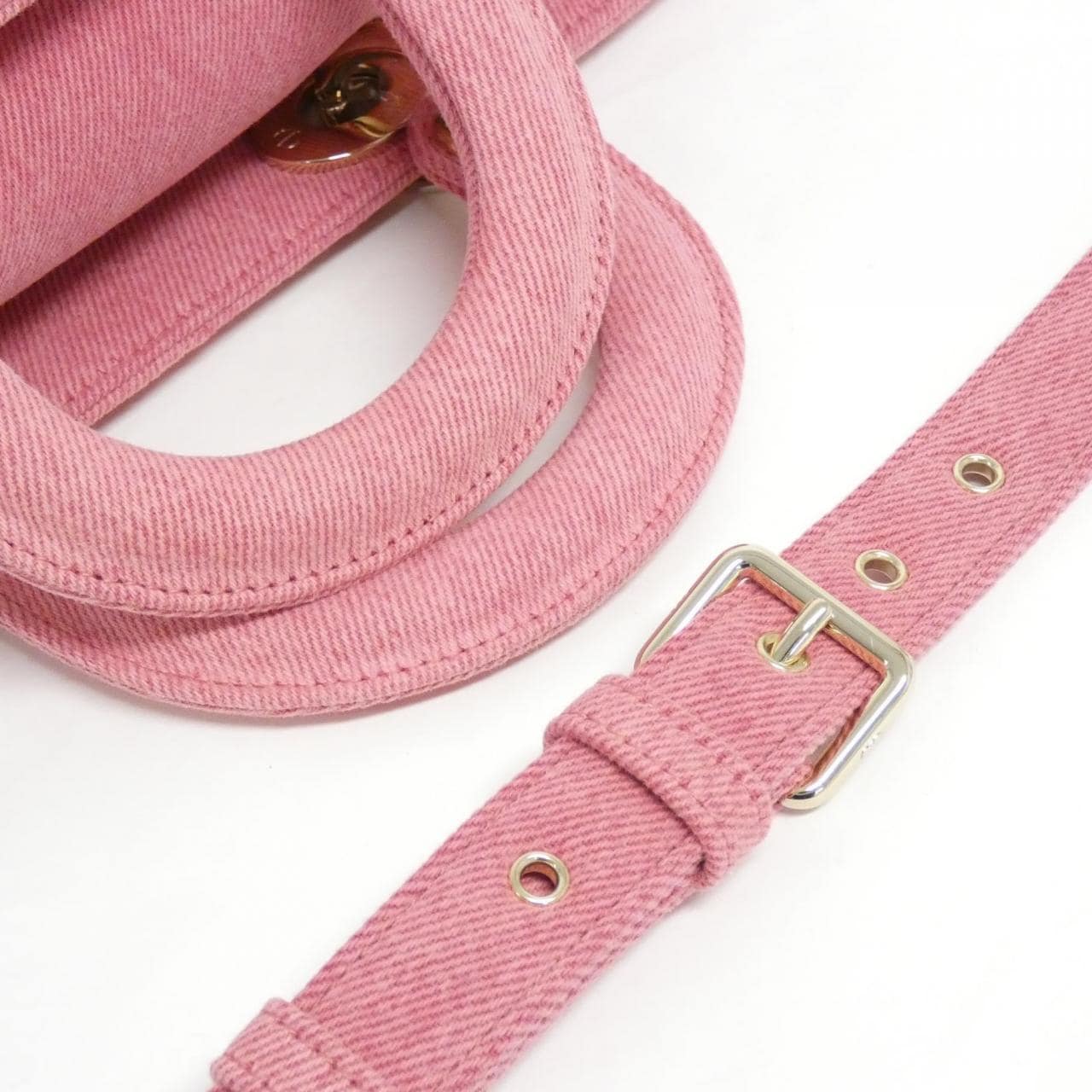 Christian DIOR Lady D Joy 中号 M0540WTJA 包