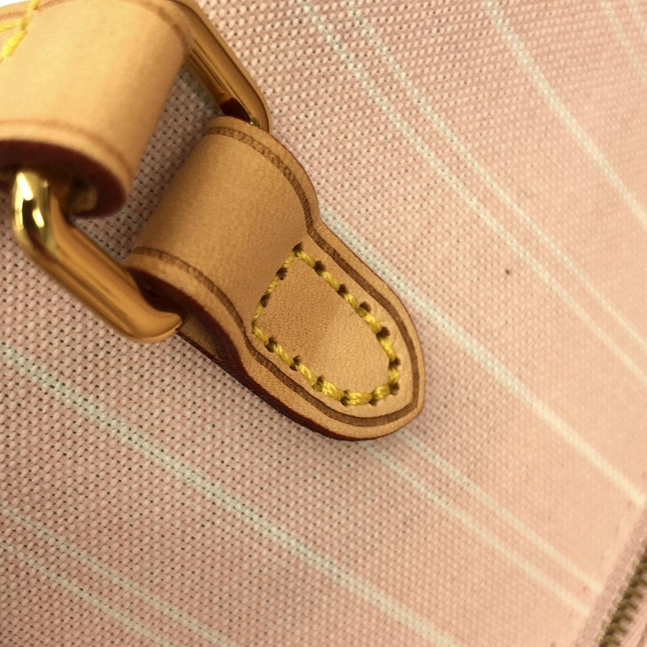 ルイヴィトン モノグラム ジャイアント(バイ ザ プール) オンザゴー GM M57889 バッグ