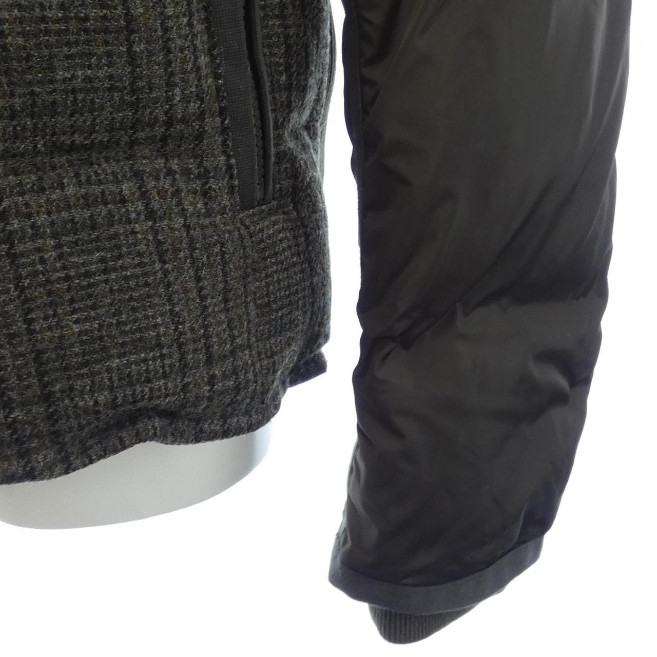 モンクレール MONCLER ダウンジャケット
