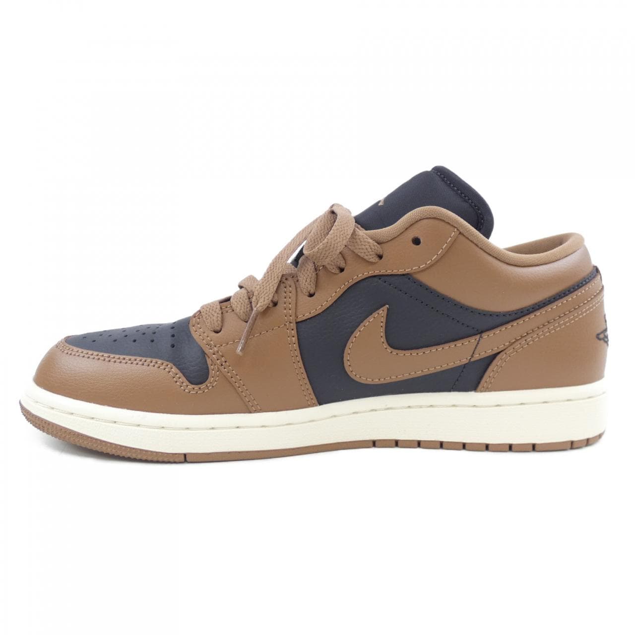 ナイキ NIKE DC0774-021 スニーカー