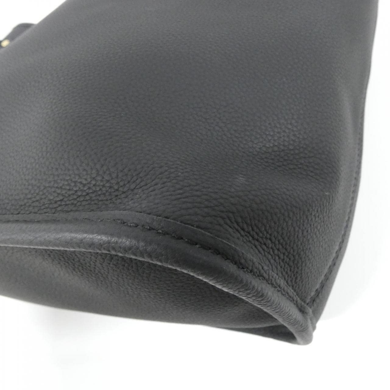 ルイヴィトン モノグラム ネヴァーフル インサイドアウト MM M11946 バッグ