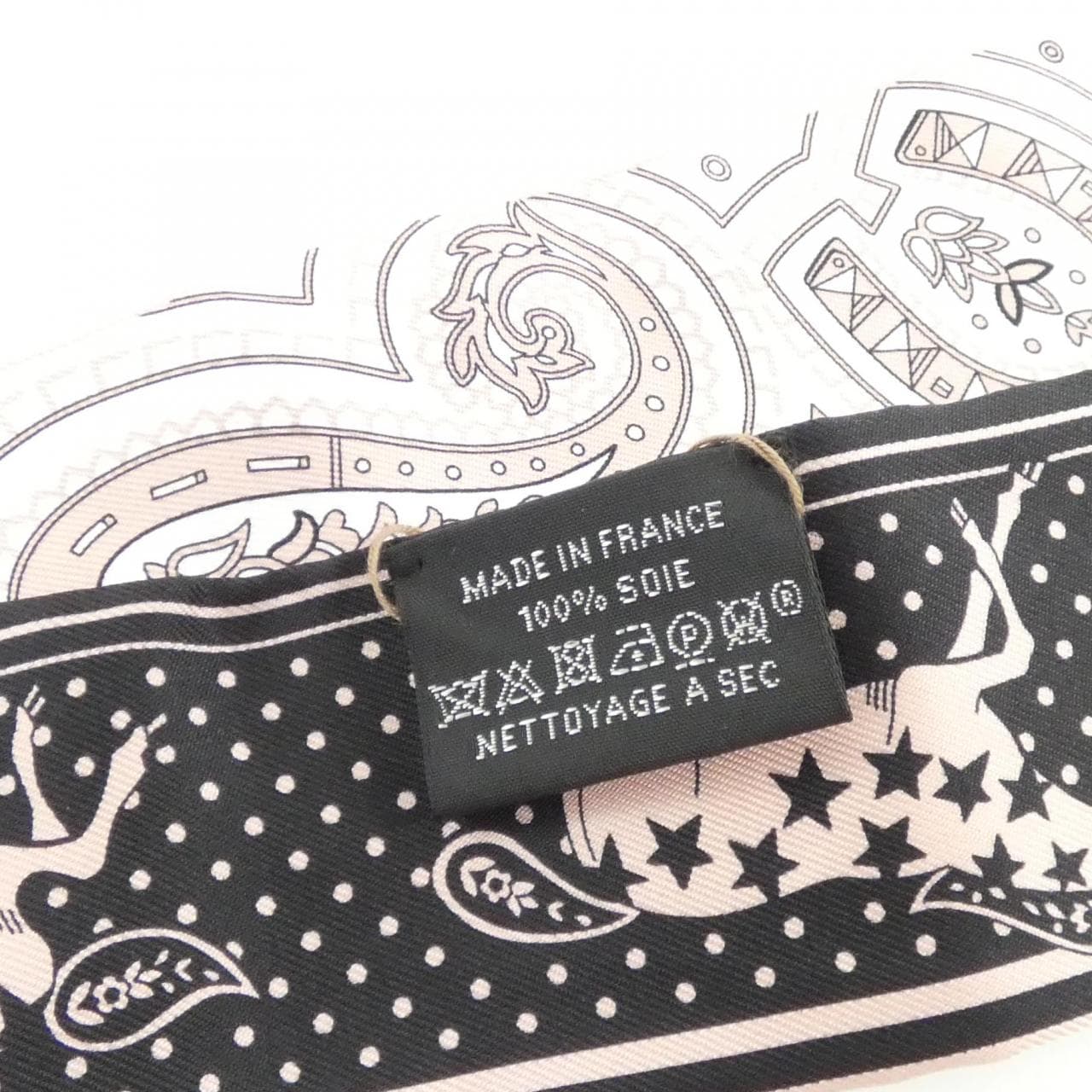 エルメス CHEVAL DE COEUR BANDANA ツイリー 064259S スカーフ