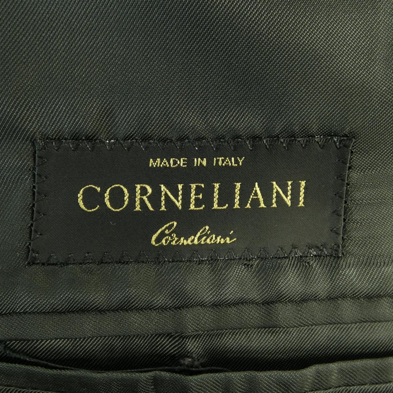コルネリアーニ Corneliani スーツ