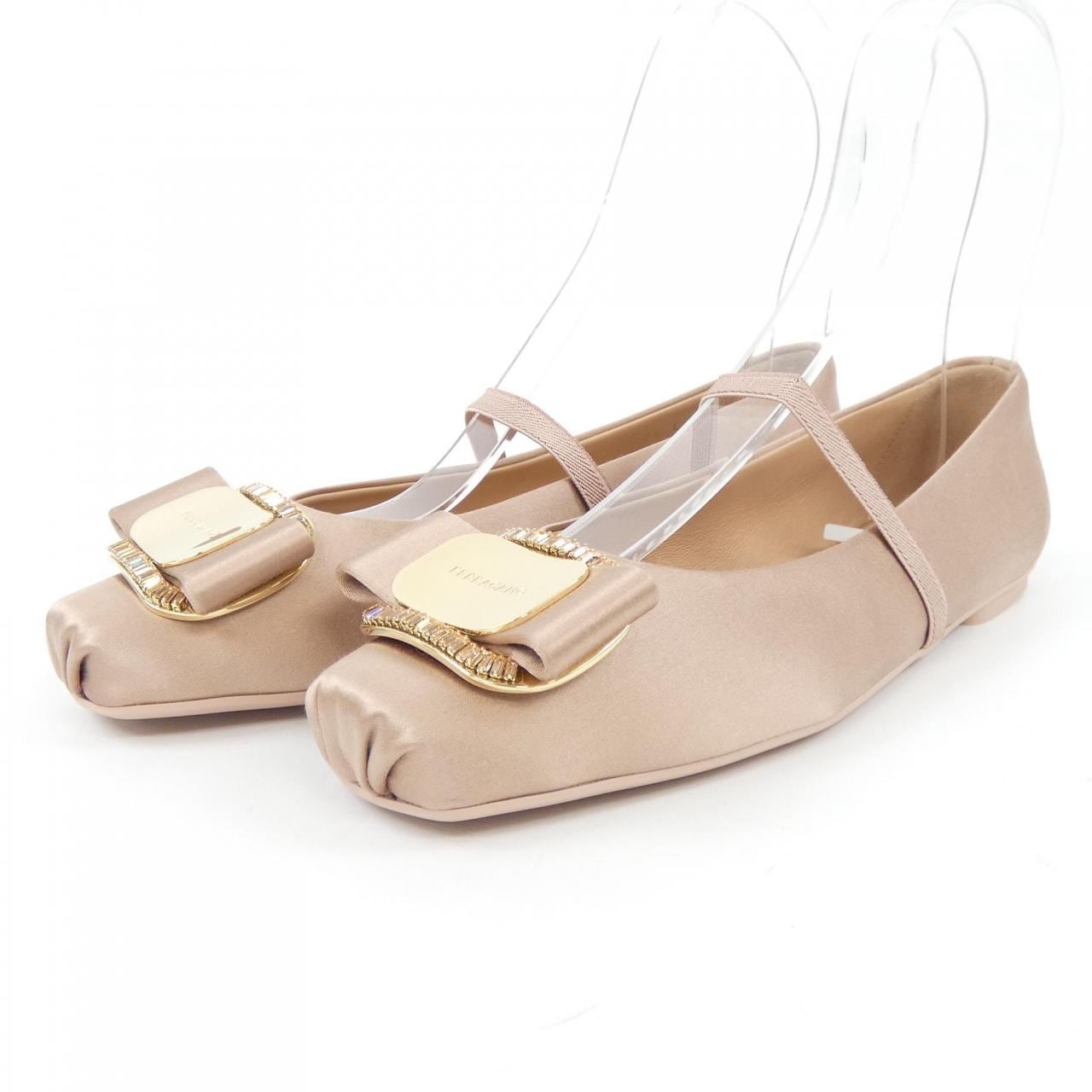 FERRAGAMO平底鞋