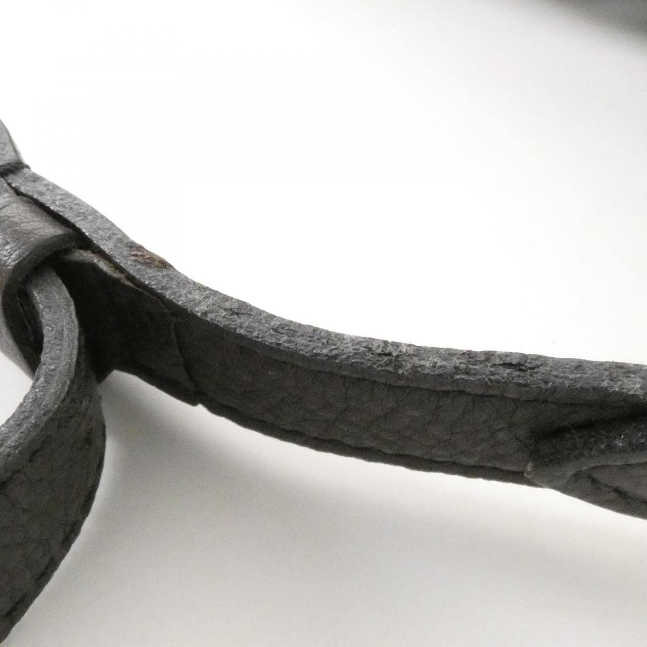 ルイヴィトン マヒナ XS M95768 ショルダーバッグ