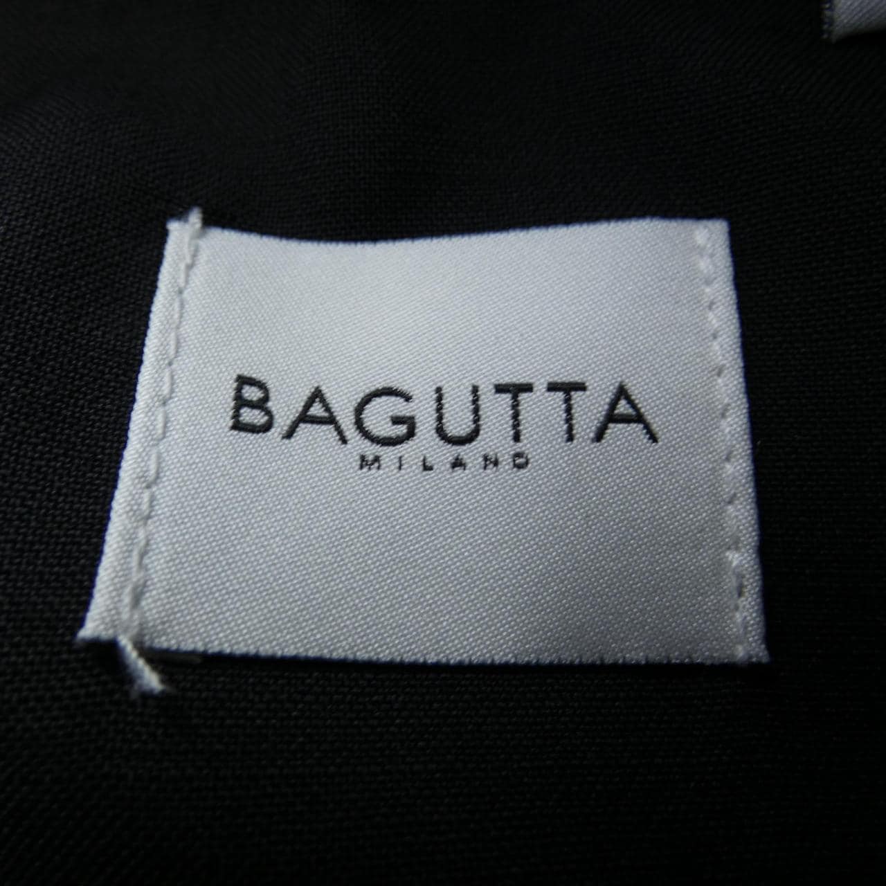 バグッタ BAGUTTA シャツ