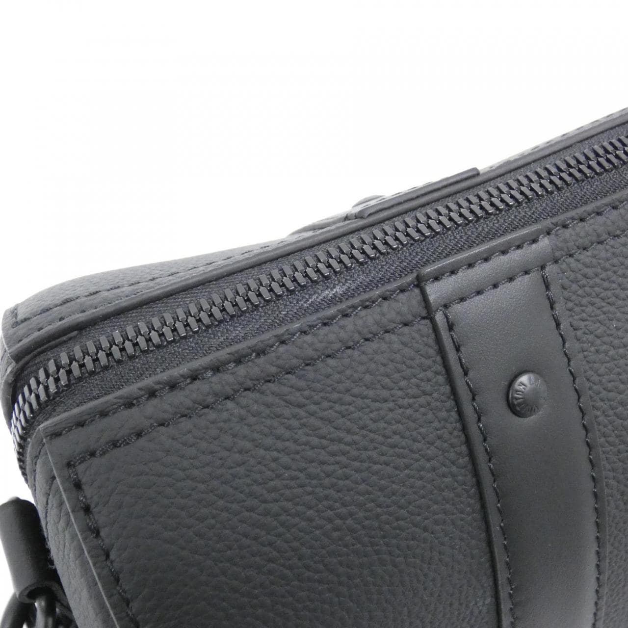 ルイヴィトン LVアエログラム シティ キーポル M59255 ショルダーバッグ