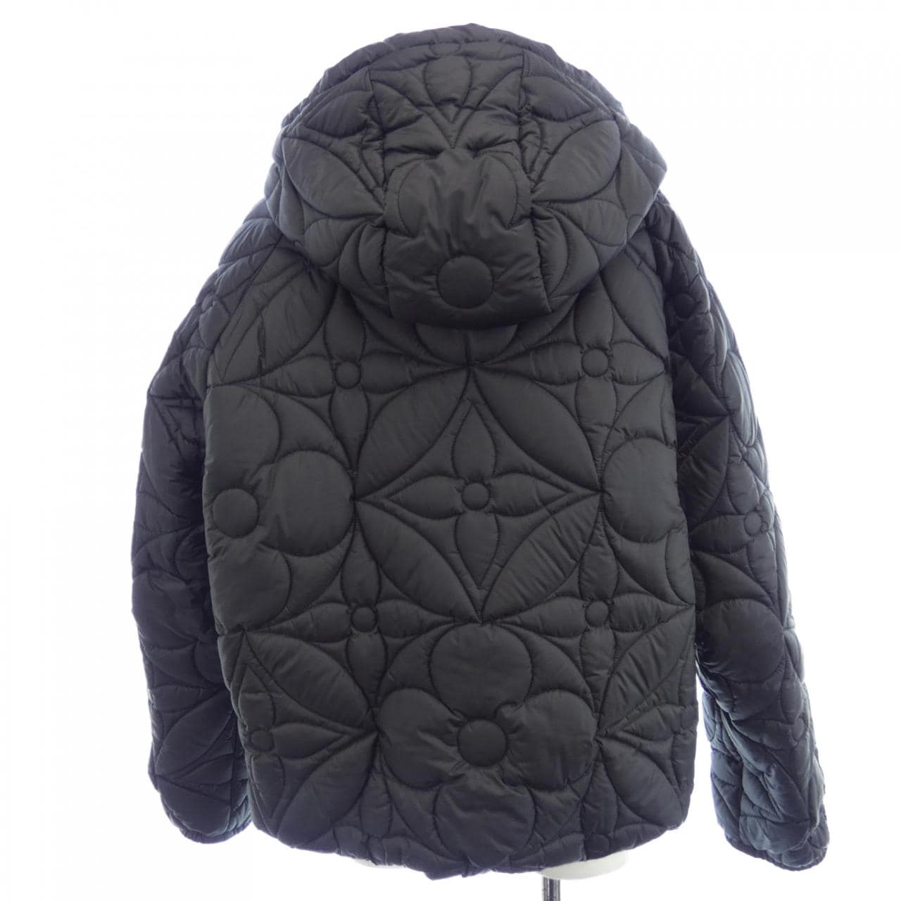 ルイヴィトン LOUIS VUITTON リバーシブルモノグラムパファージャケット HIB47WRSB ブルゾン
