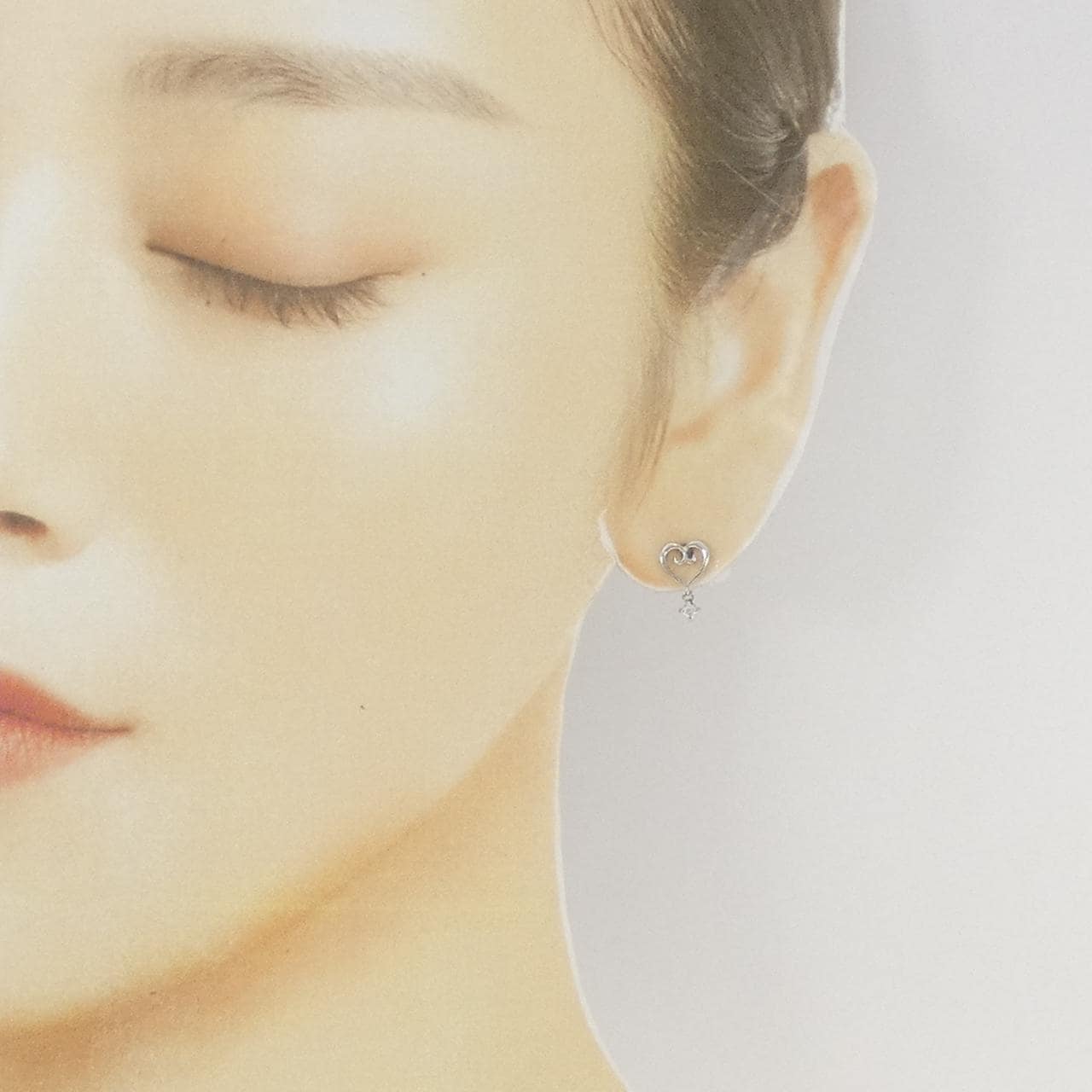 PT900 ハート ダイヤモンド ピアス 0.06CT