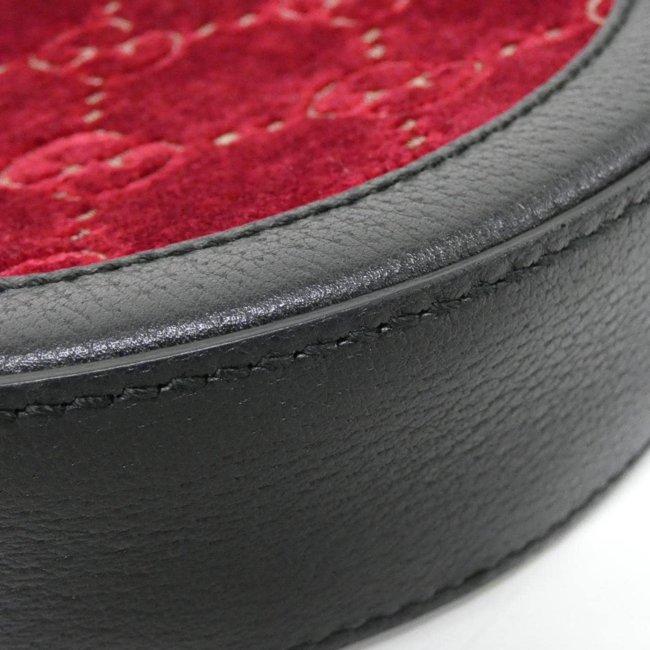 グッチ 574978 9TIKT ショルダーバッグ