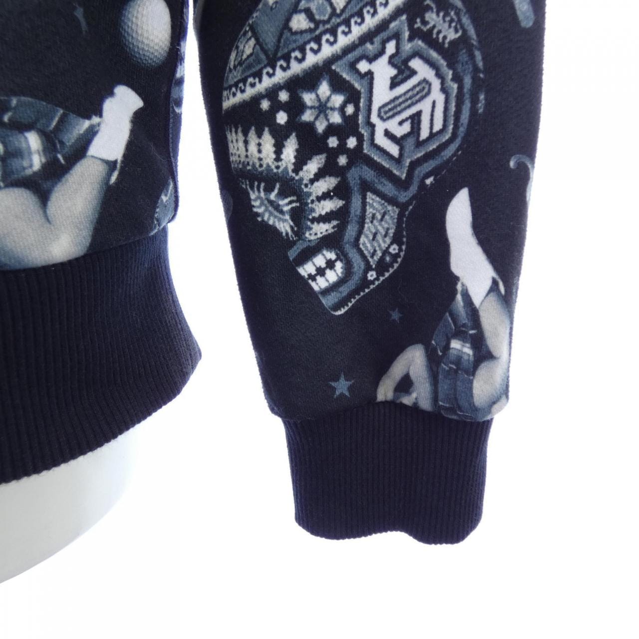 ラッセルノ RUSSELUNO パーカー