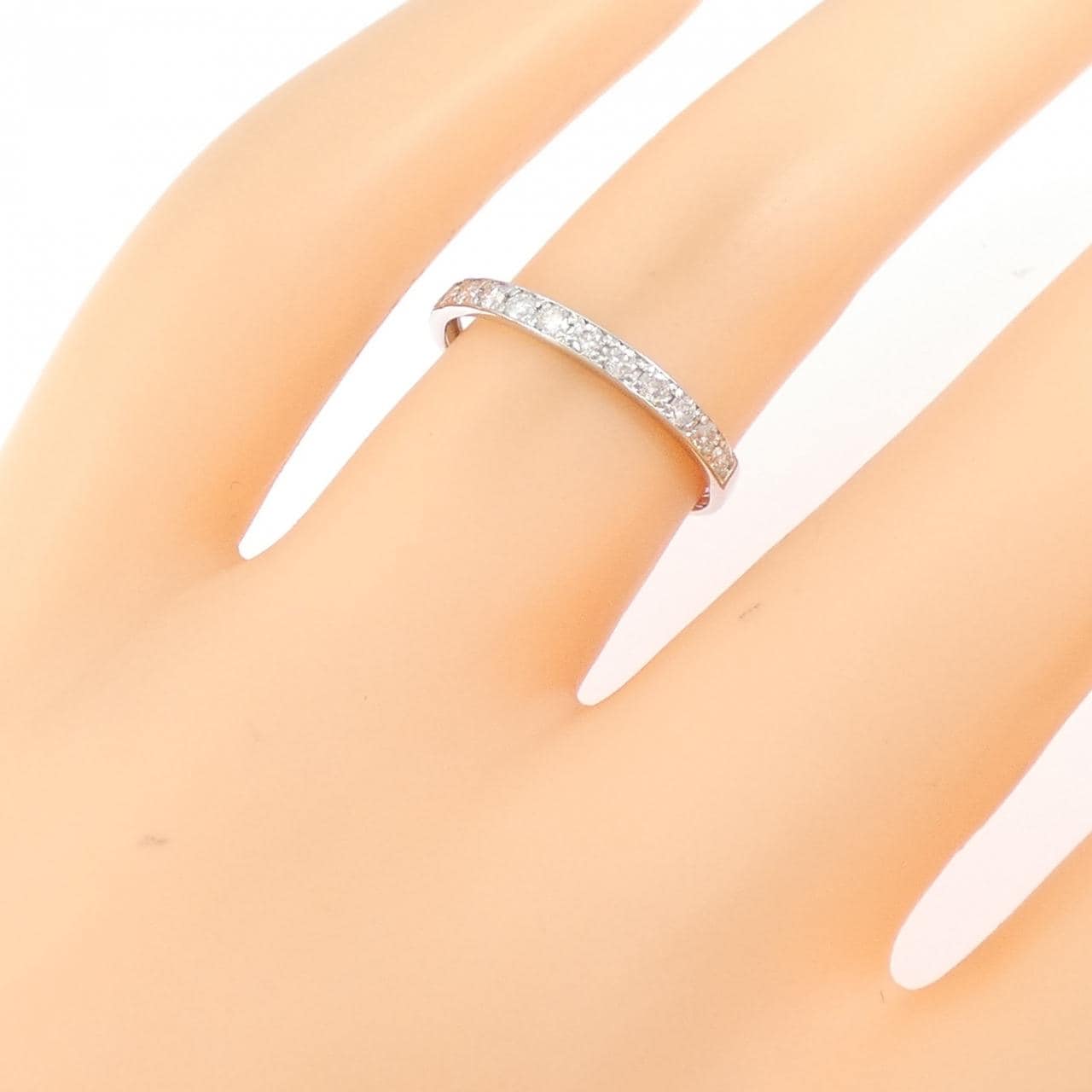 PT950 ハーフエタニティ ダイヤモンド リング 0.20CT