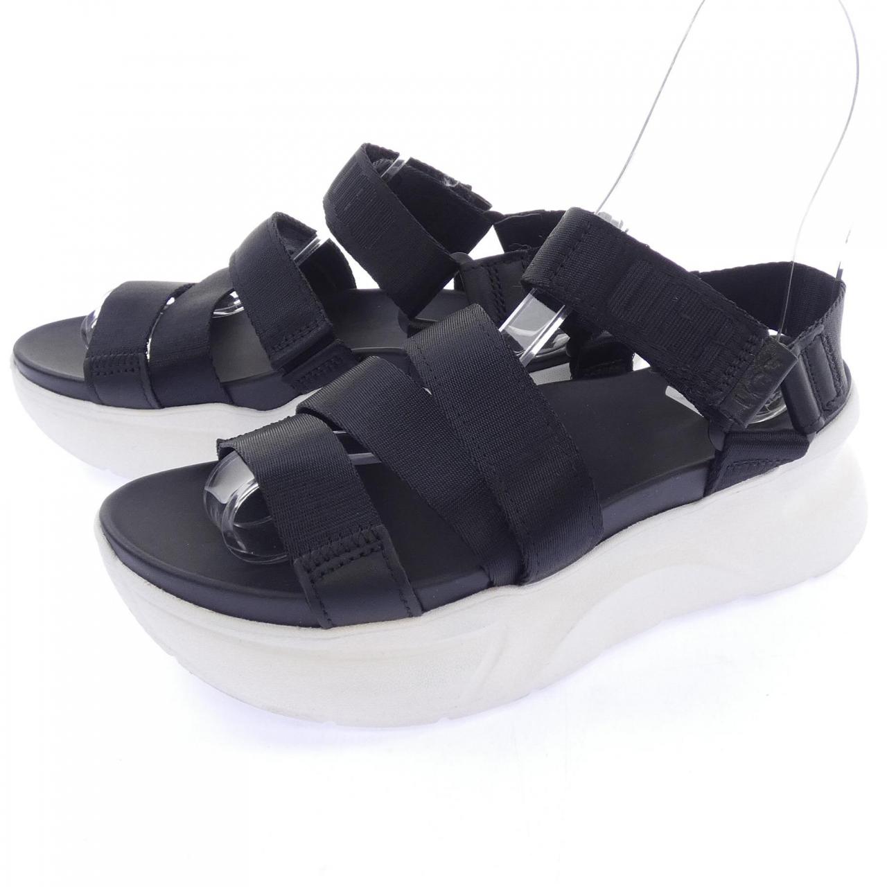 アグ UGG サンダル