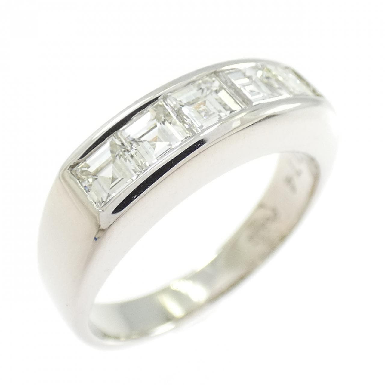 PT900 ダイヤモンド リング 0.74CT
