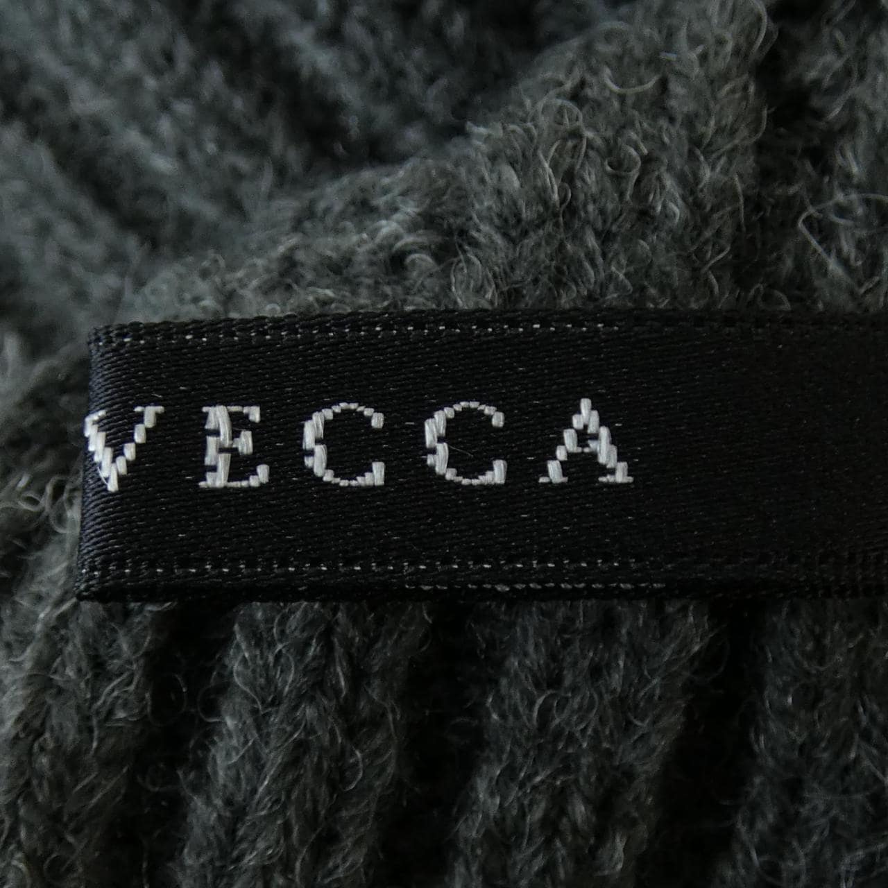 YECCA VECCA ニット