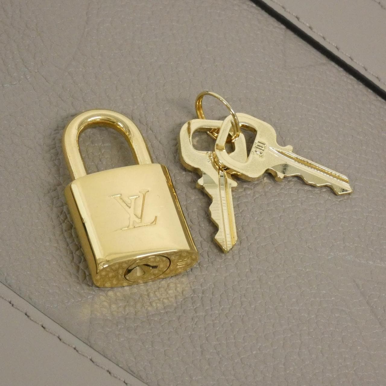 ルイヴィトン モノグラム アンプラント キーポル バンドリエール 45cm M46114 ボストンバッグ