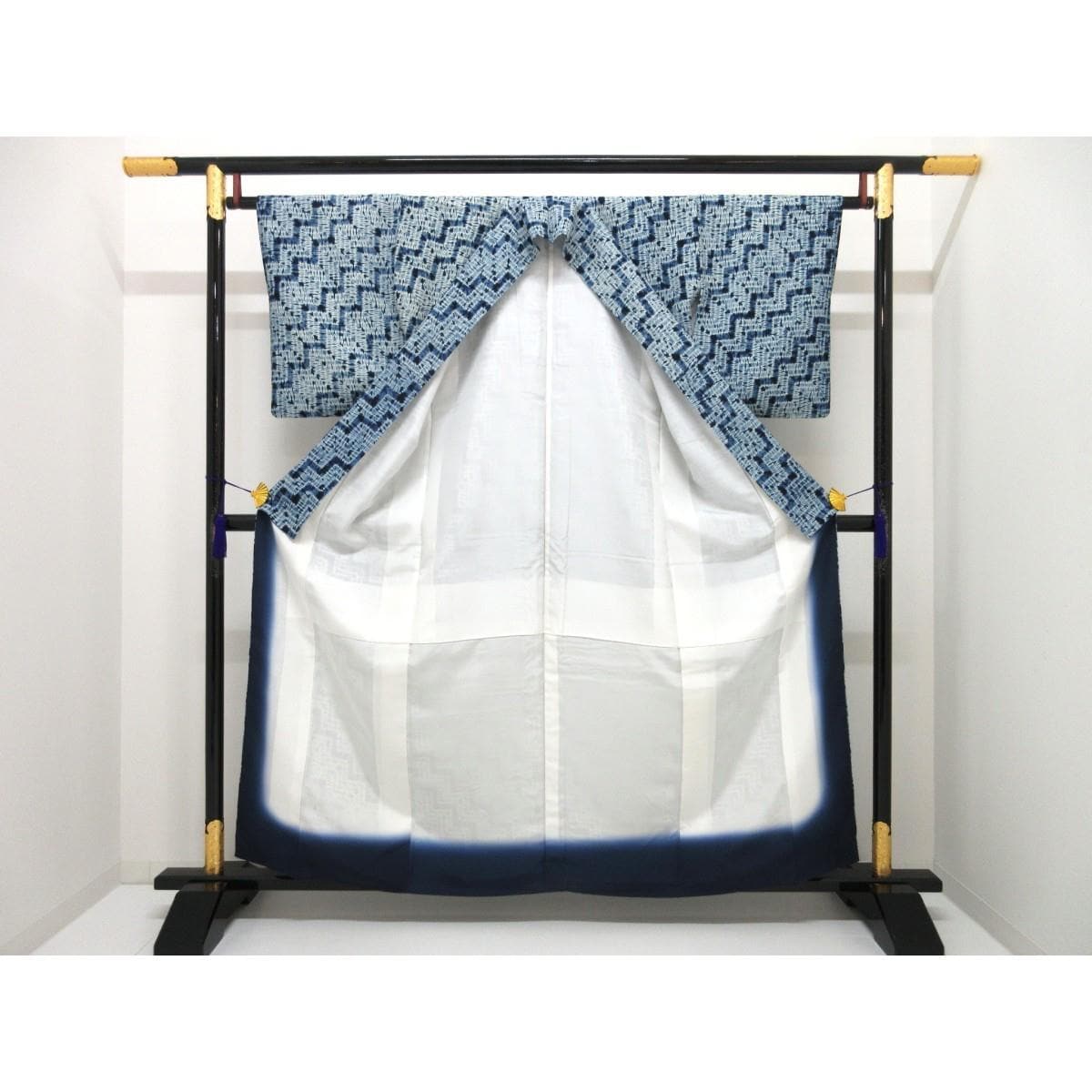 【未使用品】紬　総絞り　藍染　Ｓサイズ